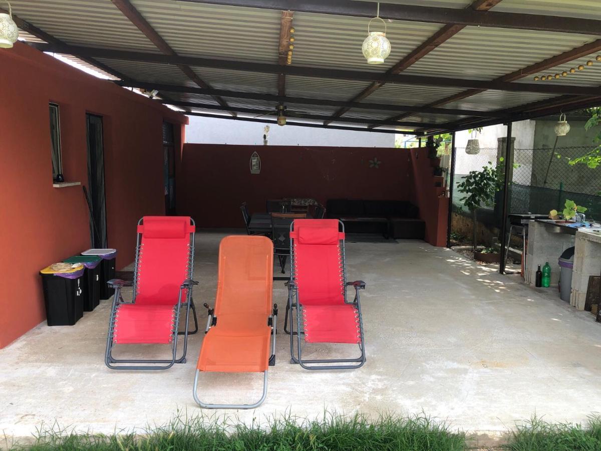 Vacation House "Andy" พูลา ภายนอก รูปภาพ