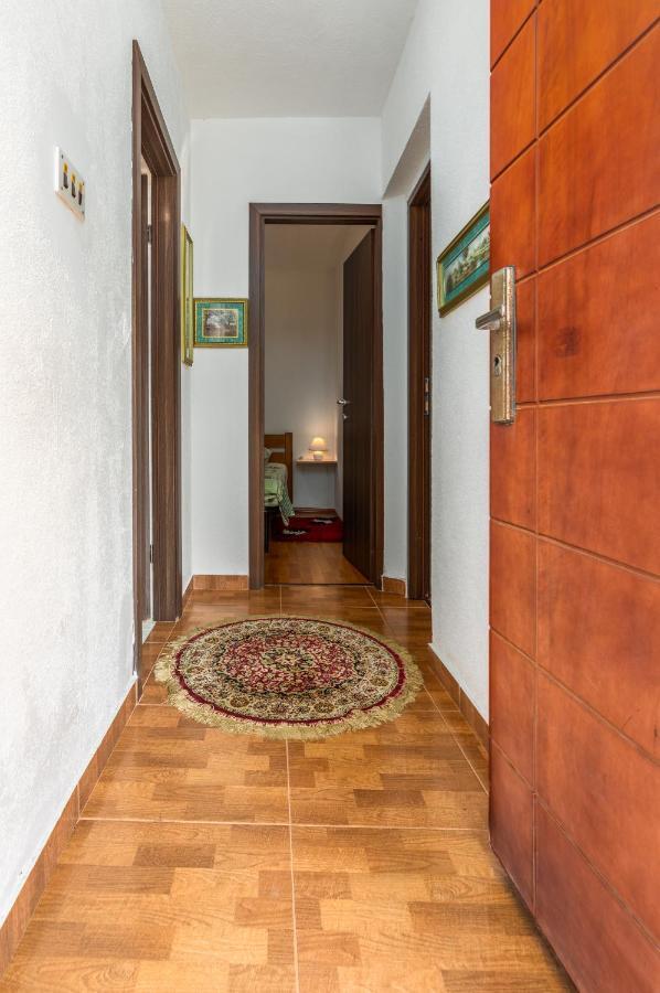 Vacation House "Andy" พูลา ภายนอก รูปภาพ