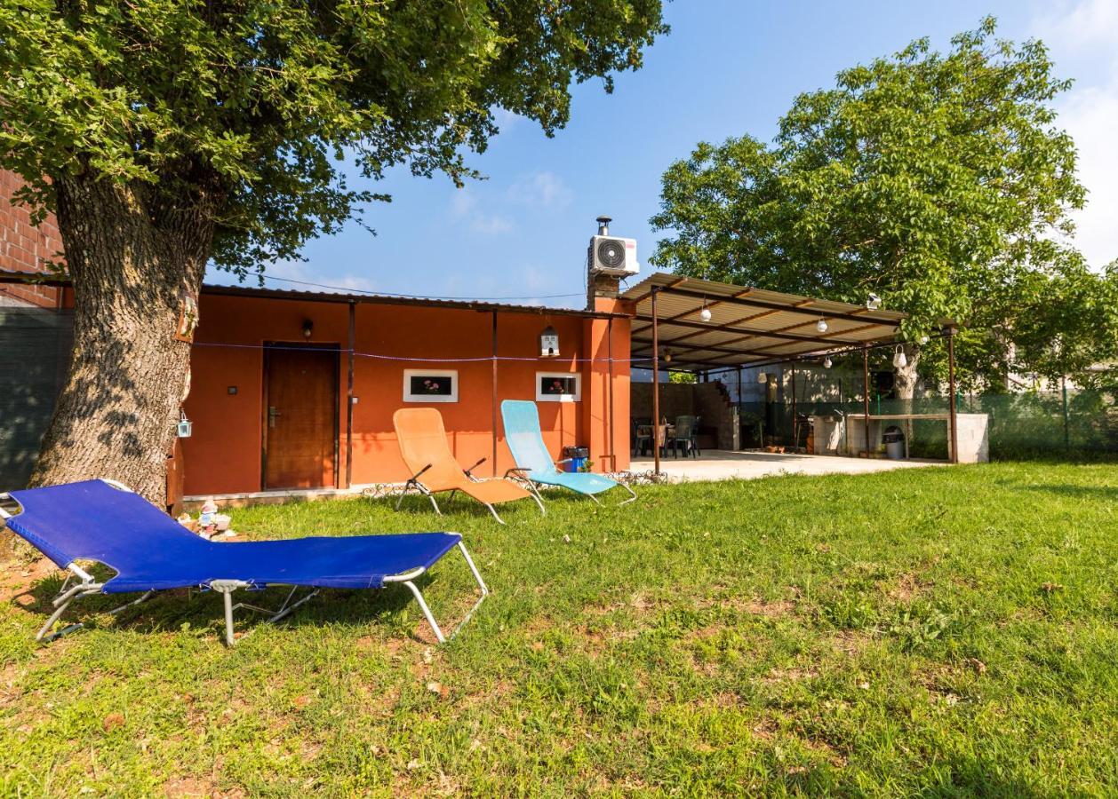 Vacation House "Andy" พูลา ภายนอก รูปภาพ